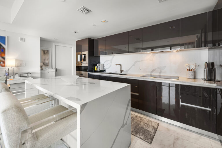 1451 Brickell Ave #2002-4
