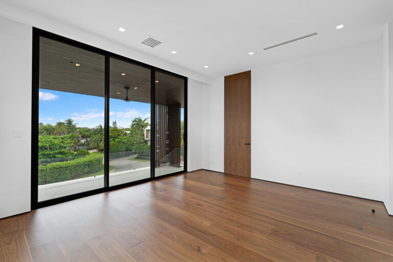 11404 N Bayshore Dr_WEB_14