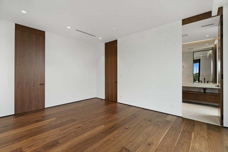 11404 N Bayshore Dr_WEB_16