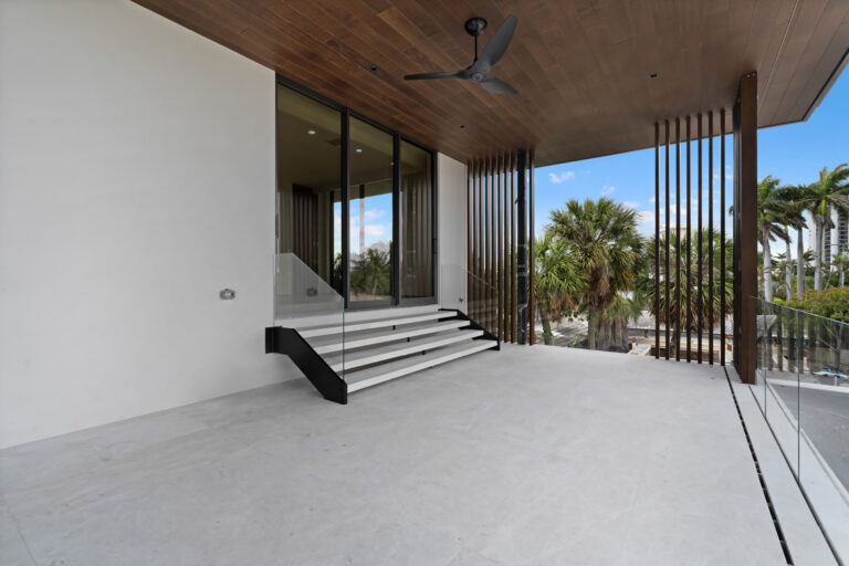 11404 N Bayshore Dr_WEB_17