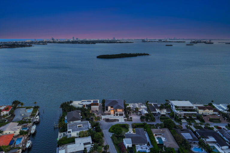 11404 N Bayshore Dr_WEB_7
