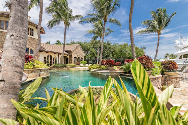 200 W Coconut Palm Road_LOW_10