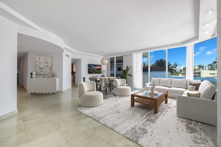 300 S Pointe Dr. 405_WEB_2